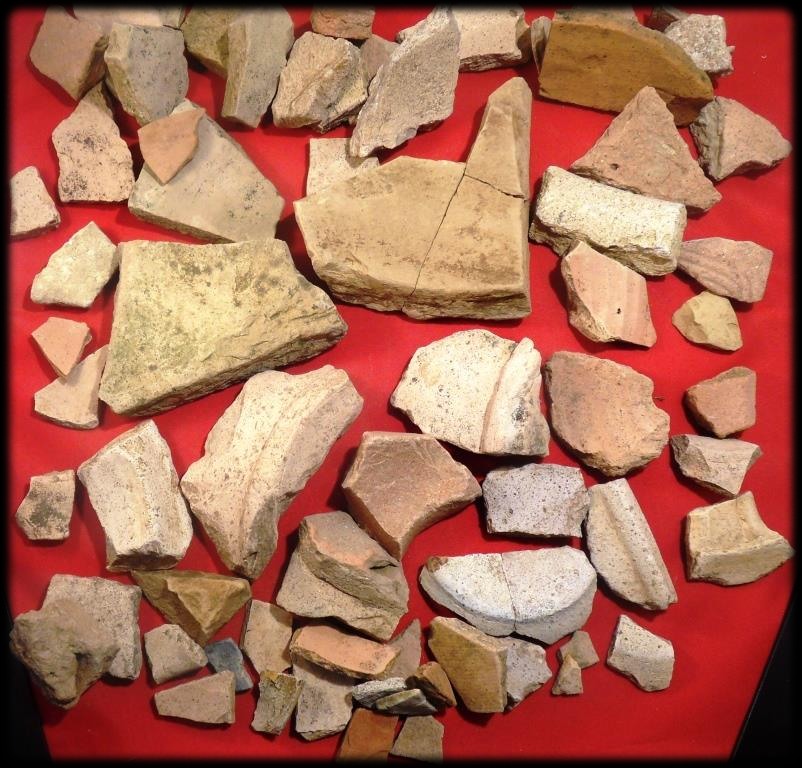 Figure 75. fragments de vases